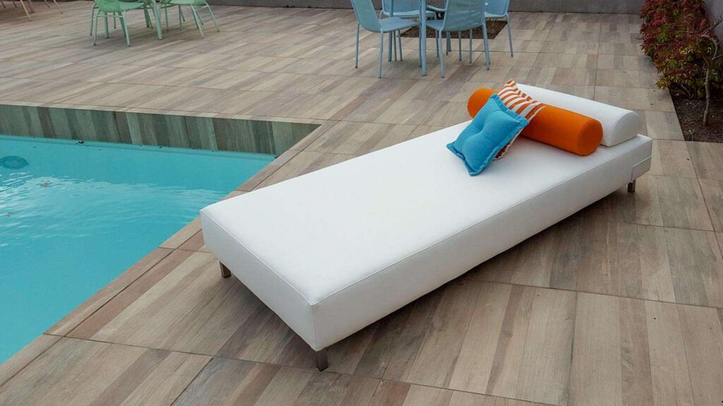 large round outdoor lounger